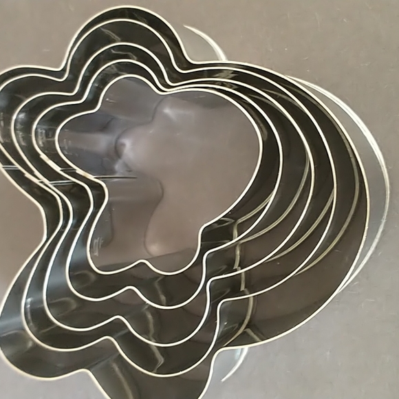 Cookie Cutters Mickey Mouse & Minnie Mouse Cutters 10 pcs - Picture 5 of 8